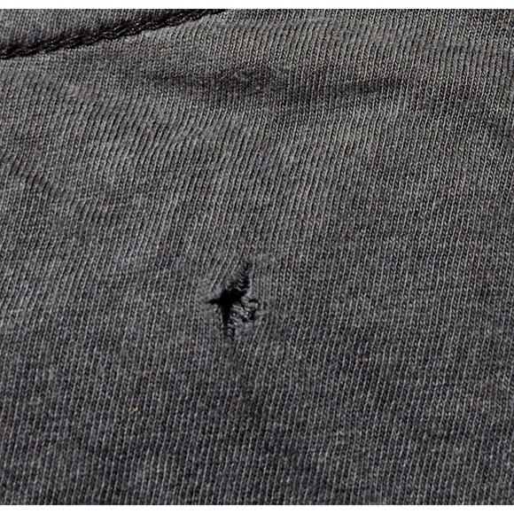 Retro Guns N Roses Shirt XL THRASHED American Flag Skull 2010 Black Frog READ - Picture 12 of 14